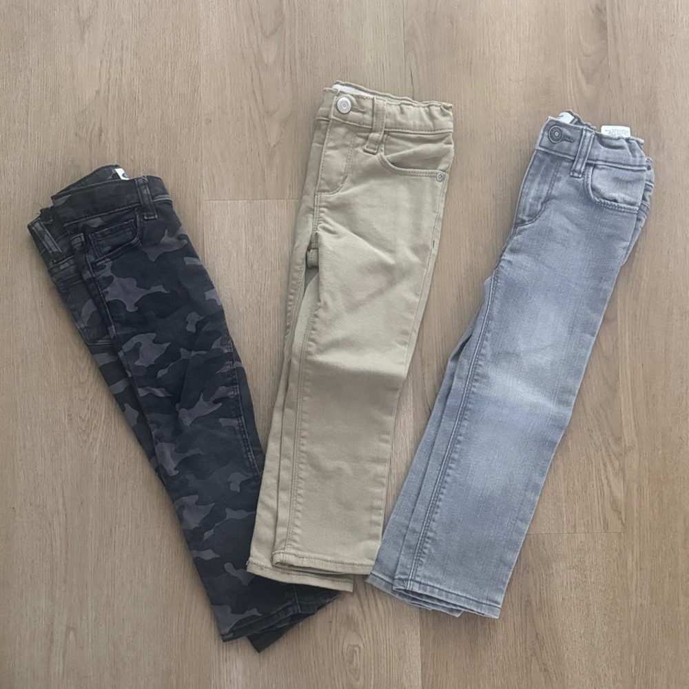 Old Navy Kids Jeans - Camouflage Black, Beige, Light Gray